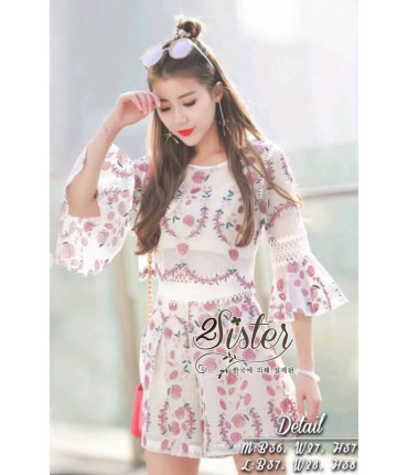 Bell Sleeve Lace Top With Shorts