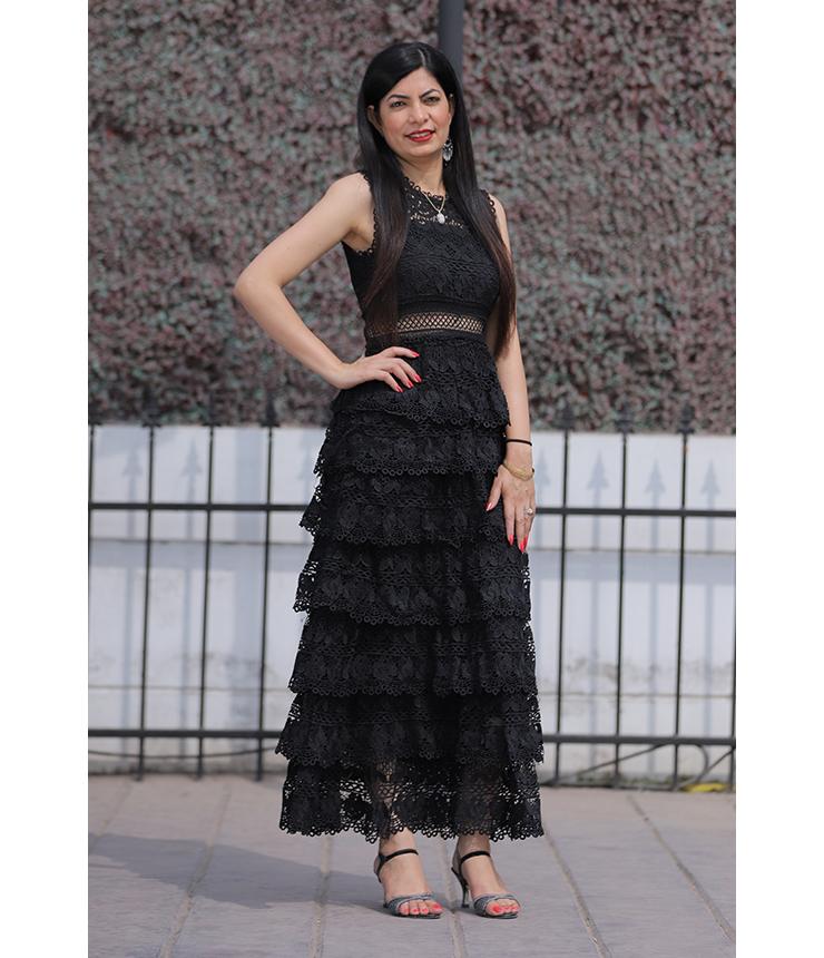 Feel the flow Ruffled Black Long Dress