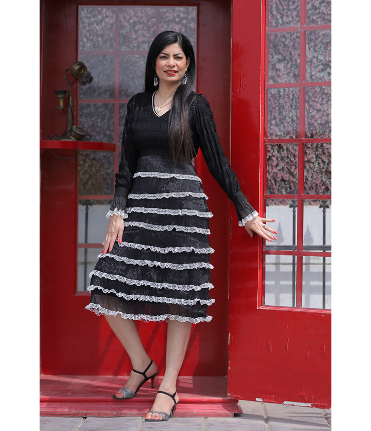Fallen angel Regal Knee length Black Dress